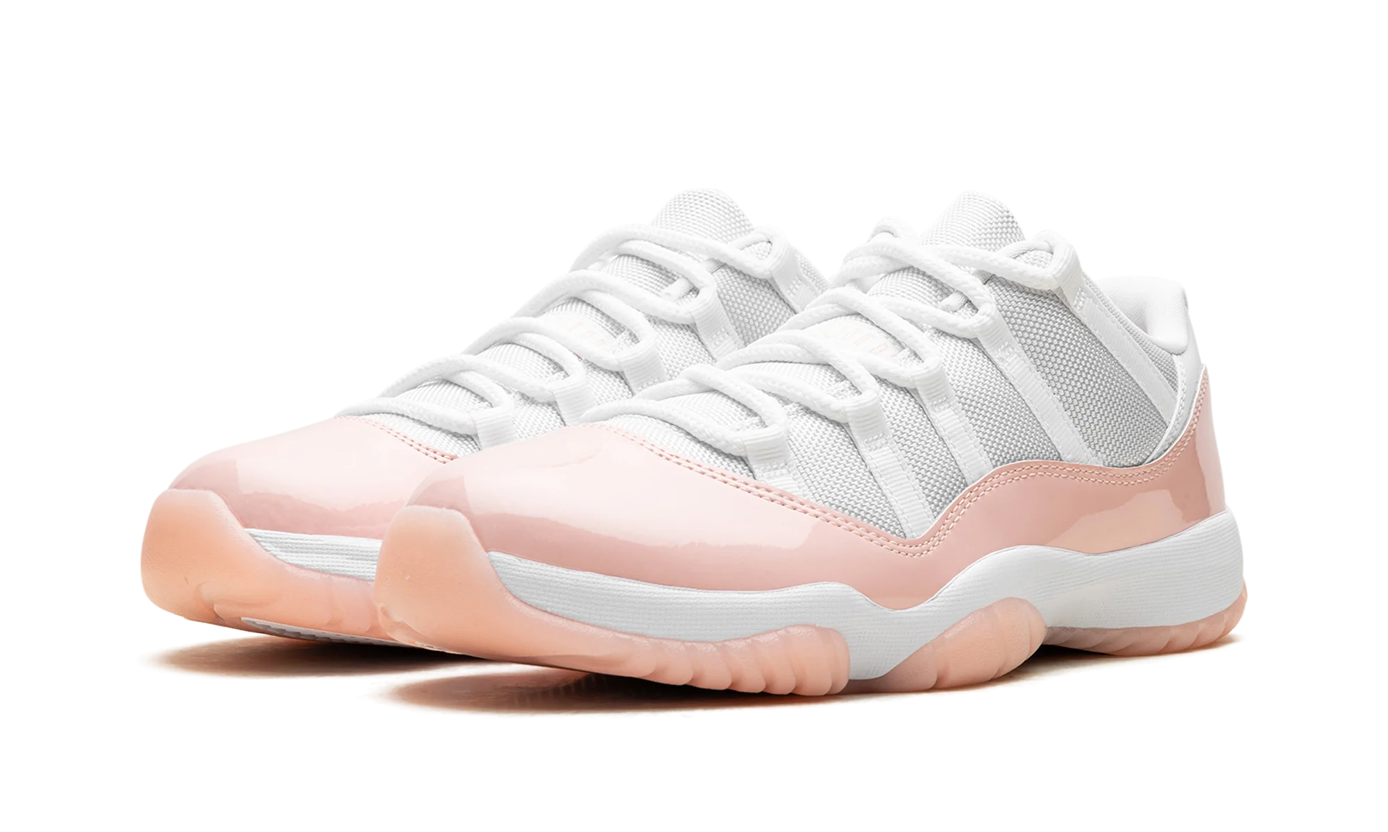 Air Jordan 11 Low WMNS 