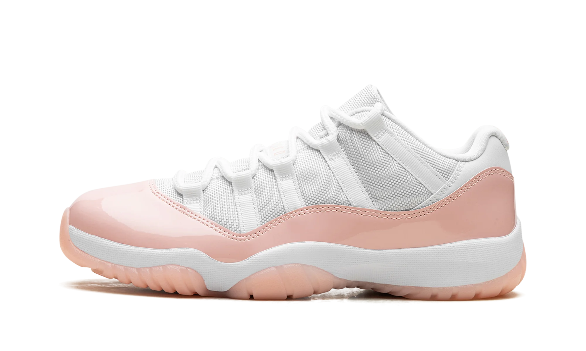 Air Jordan 11 Low WMNS 